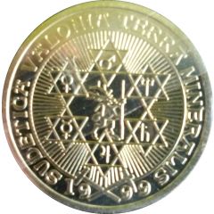 8 Aurun with crystal glass