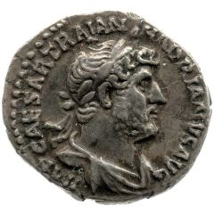 Denarius - Hadrian P M TR P COS III CLEM, Clementia