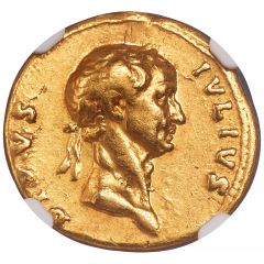 Aureus - Julius Caesar IMP CAES TRAIAN AVG GER DAC P P REST, Nemesis