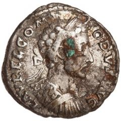 Denarius - Commodus TR P V IMP III COS II P P, Fortuna
