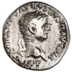 Denarius - Claudius S P Q R PP OB CS